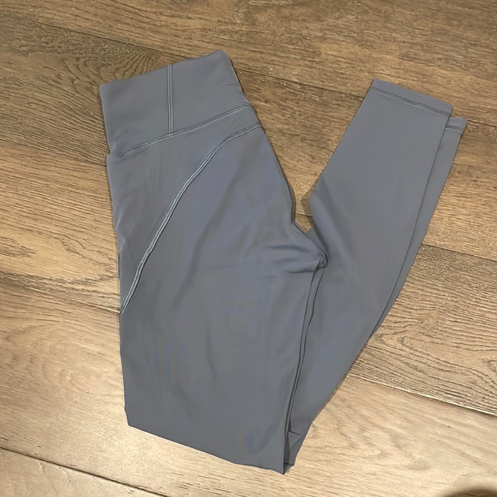 EUC lululemon 28” tights